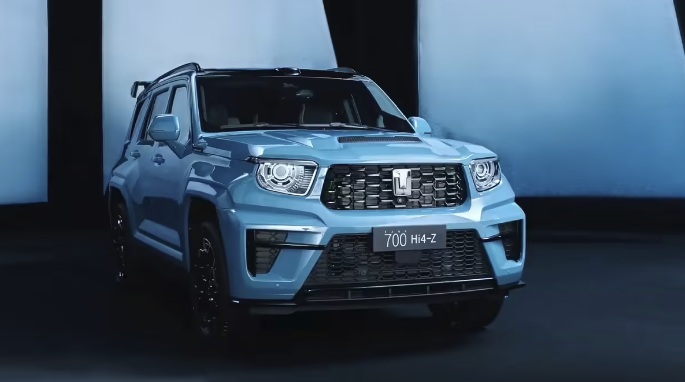 2026款坦克700 Hi4-T/Hi4-Z正式上市 预售价42.8万元起